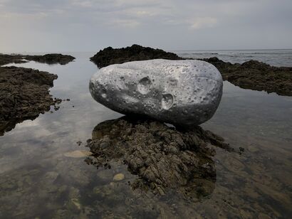 Meteorite - a Sculpture & Installation Artowrk by Emmanuel CHAPALAIN